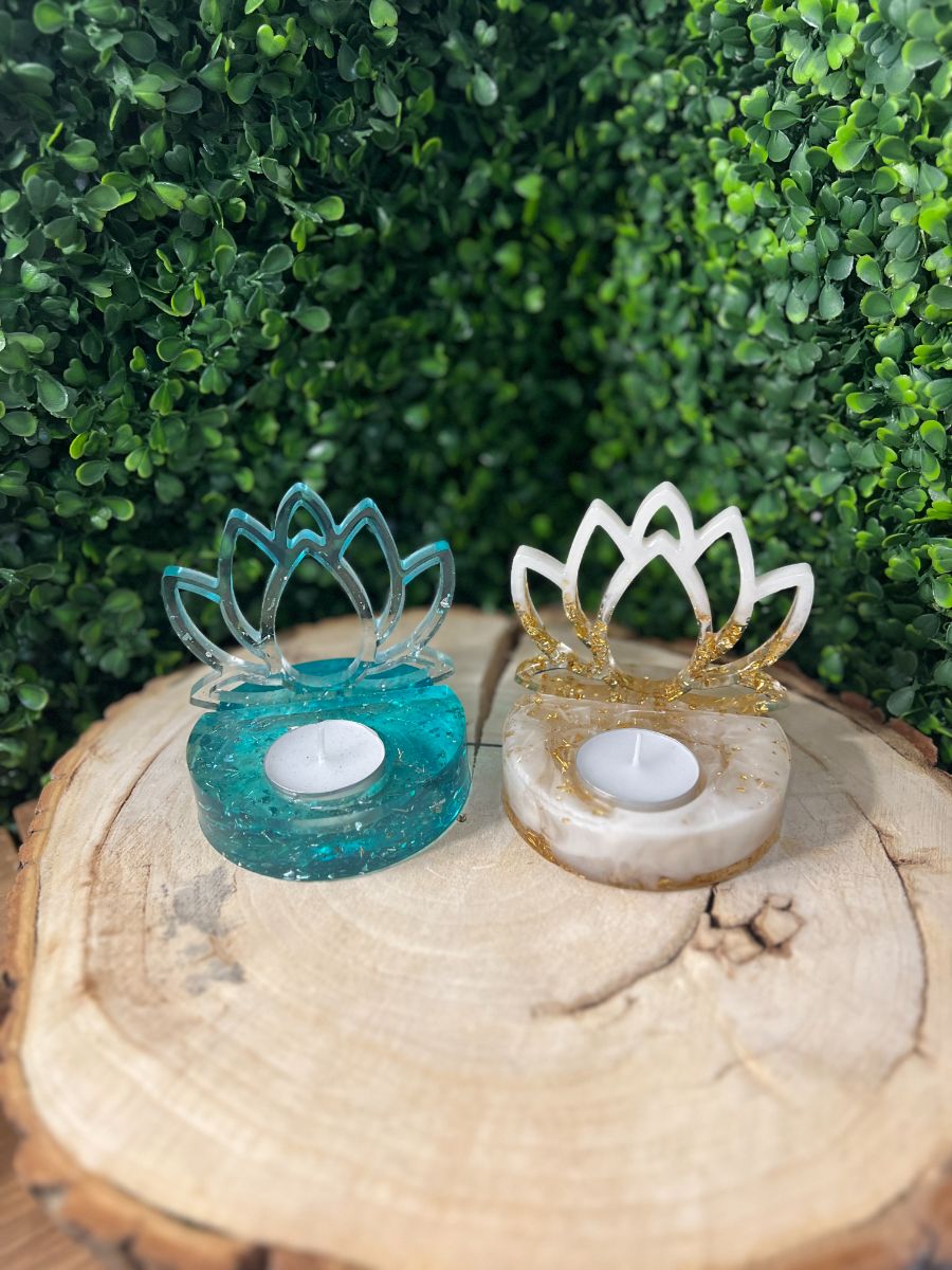 Bougeoirs lotus en résine