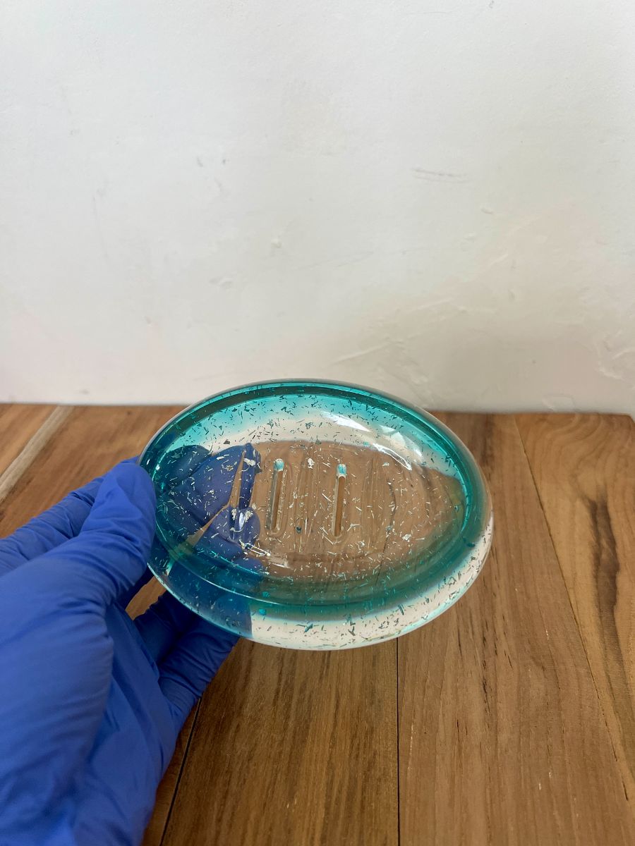Porte-savon en résine turquoise fait main